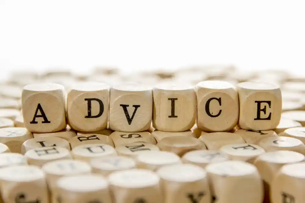 The dice have the letters "advice," implying that travel advice is offered to traveler holding China tourist visa.